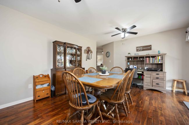 15 Eureka St, House other with 3 bedrooms, 2 bathrooms and 3 parking in Forest ON | Image 12