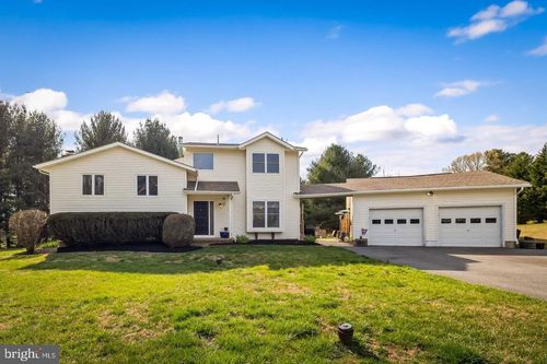 6 Hounds Hollow Ct, OWINGS MILLS, MD, 21117-1502 | Card Image