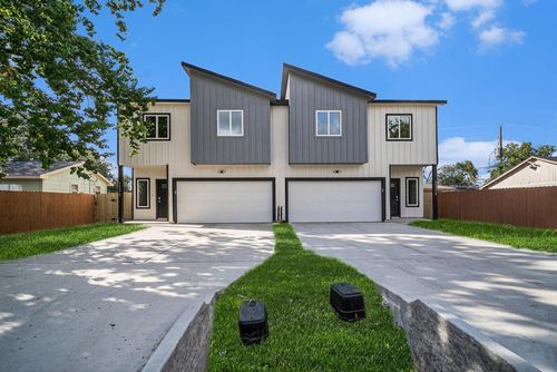 b-9807 Bamboo Rd, Houston, TX, 77041-7618 | Card Image