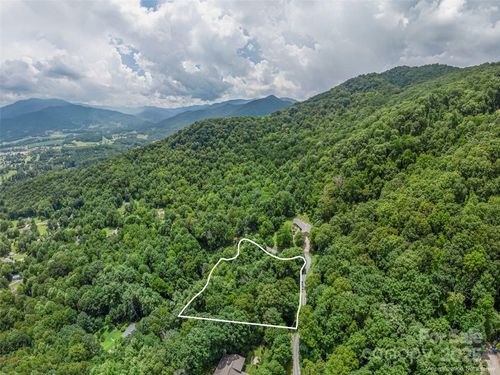32-999 Cobblestone Dr, Waynesville, NC, 28786 | Card Image