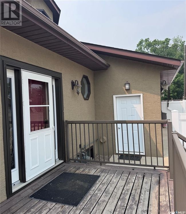 1159 Chaplin St E, House other with 5 bedrooms, 4 bathrooms and null parking in Swift Current SK | Image 27