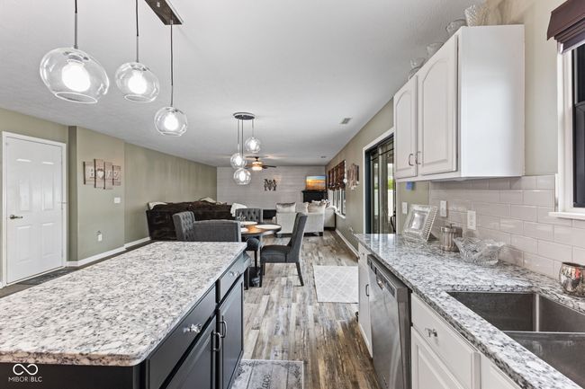 1792 Salina Dr, House other with 4 bedrooms, 3 bathrooms and null parking in Avon IN | Image 17