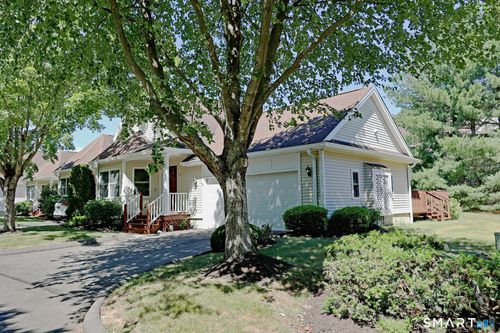 191-191 Summerfield Gdns, Shelton, CT, 06484-6309 | Card Image