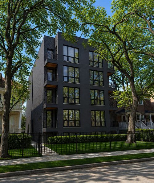 203-5428 N Winthrop Ave, Chicago, IL, 60640-1706 | Card Image