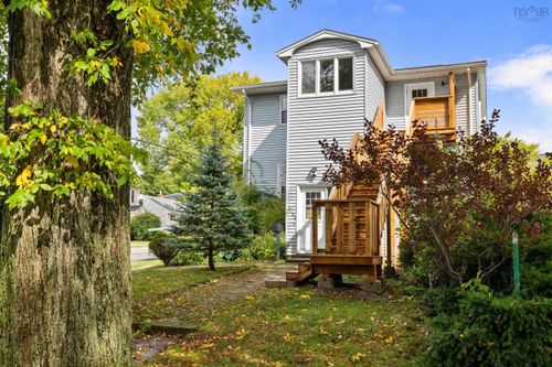 2793 Connolly St, Halifax, NS, B3L3N1 | Card Image