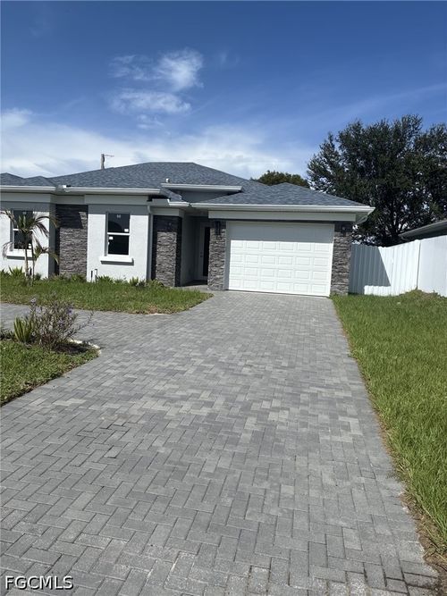 908 Ne 8th Place, Cape Coral, FL, 33909 | Card Image