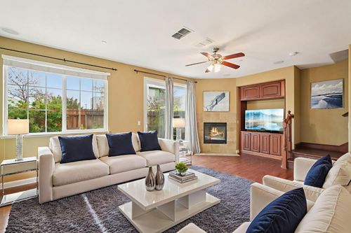 3302 Ferry Cir, Folsom, CA, 95630-4032 | Card Image