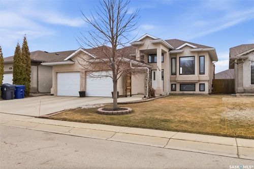 206 Brooklyn Crescent, Warman, SK, S0K0A1 | Card Image