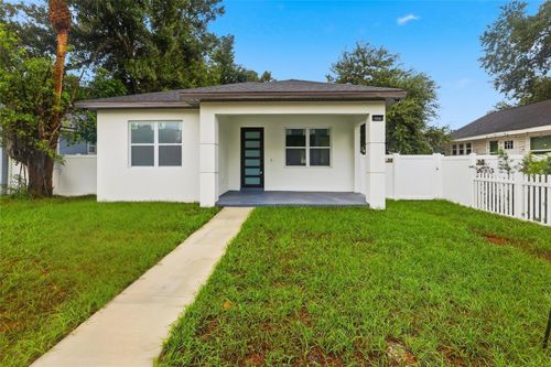 926 11th Ave S, ST PETERSBURG, FL, 33705-2207 | Card Image
