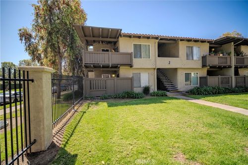j02-1345 Cabrillo Park Dr, Santa Ana, CA, 92701-3151 | Card Image