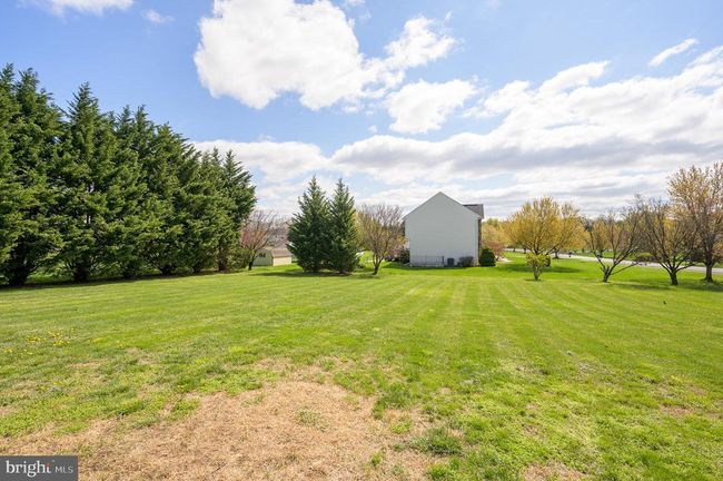 562 Holden Dr, House other with 4 bedrooms, 3 bathrooms and null parking in MARTINSBURG WV | Image 93