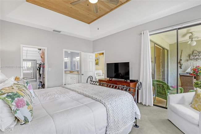APT-13 - 6121 Se Landing Way, Condo with 3 bedrooms, 2 bathrooms and null parking in Stuart FL | Image 29