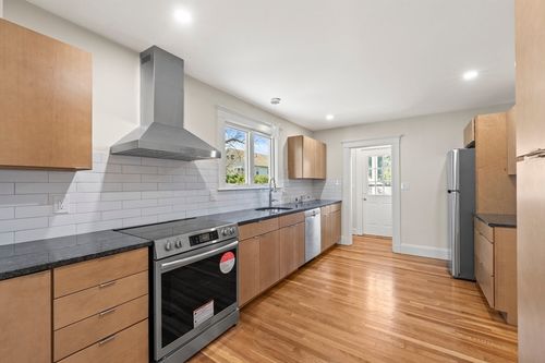 18-18 Holden Rd, Belmont, MA, 02478-2222 | Card Image