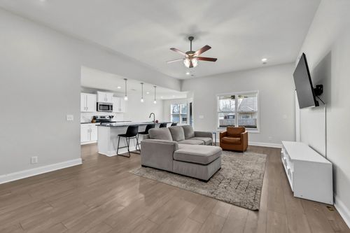 441 Pomeroy Dr, Clarksville, TN, 37042-8888 | Card Image