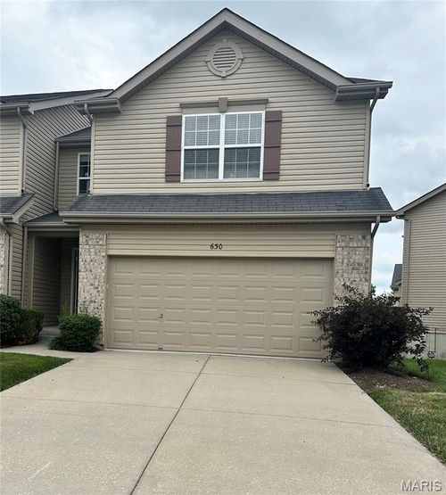 630 Country Heights Dr, Lake St Louis, MO, 63367-5830 | Card Image