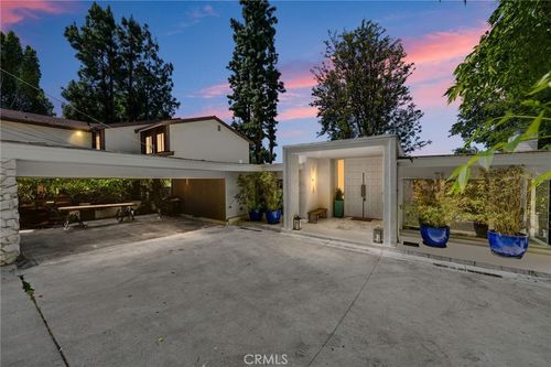 4781 Galendo St, Woodland Hills, CA, 91364-5313 | Card Image