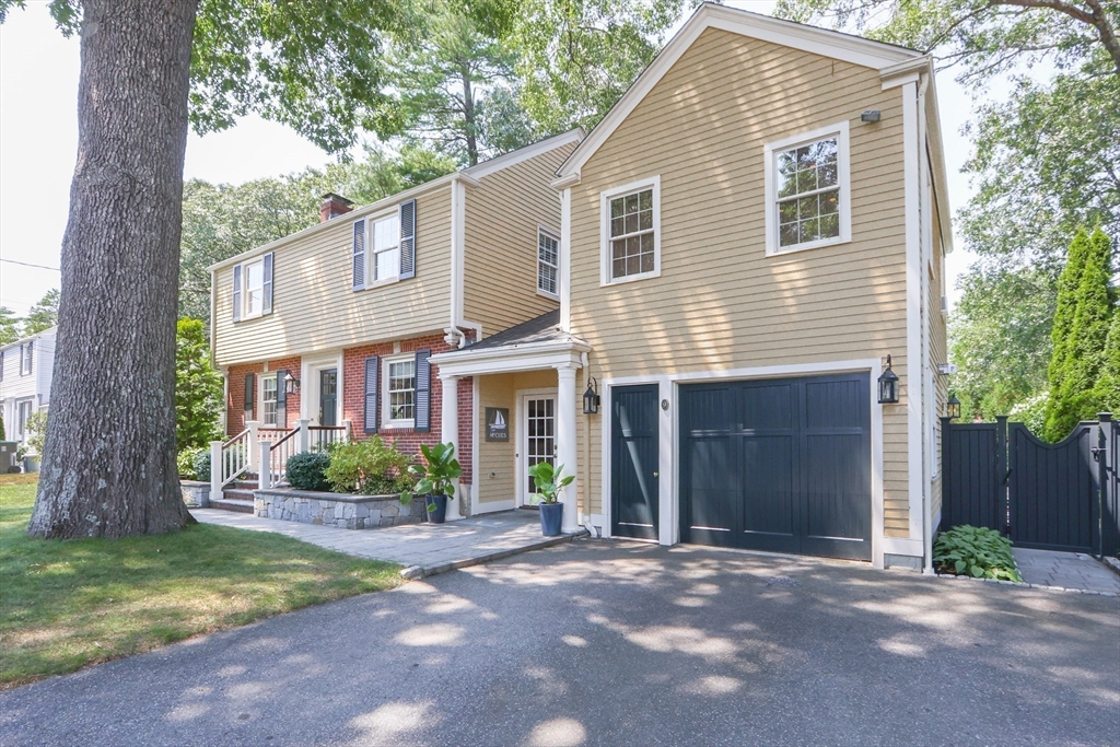 Sherwood Rd, Natick, MA 01760