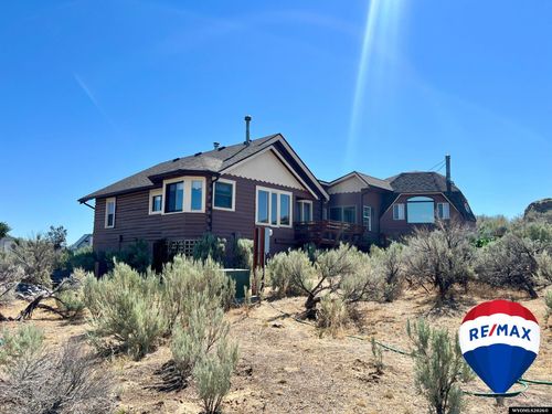984 Missouri Flat Rd, Thermopolis, WY, 82443-9163 | Card Image