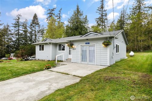 1257 Russell Drive, Coupeville, WA, 98239 | Card Image