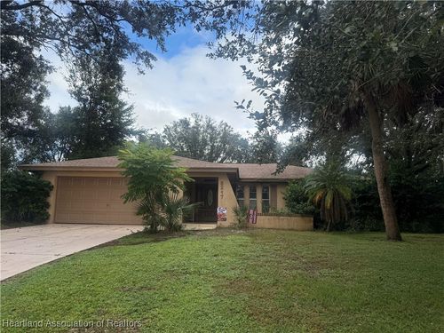 8217 Hampshire Dr, Sebring, FL, 33876-6059 | Card Image