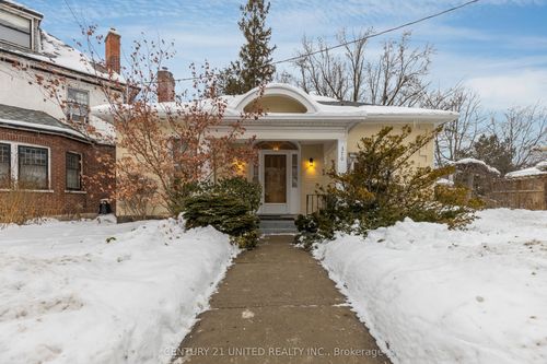 370 Hunter St W, Peterborough, ON, K9H2M5 | Card Image