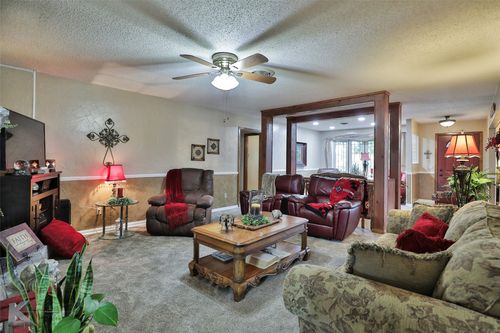 604 N 19th St, Haskell, TX, 79521-3012 | Card Image