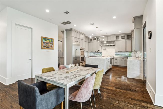 1010 Waltway Dr, House other with 5 bedrooms, 6 bathrooms and 2 parking in Houston TX | Image 15