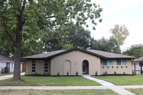 6214 Yarwell Dr, Houston, TX, 77096-4628 | Card Image