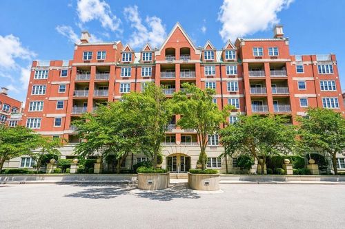 1g-100 Oceana Dr W, Brooklyn, NY, 11235-7048 | Card Image