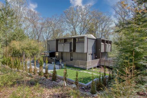 20 Fawn Hill Rd, Tuxedo Park, NY, 10987-3514 | Card Image
