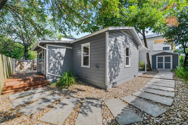 B - 1700 Cullen Ave, House other with 1 bedrooms, 1 bathrooms and null parking in Austin TX | Image 4