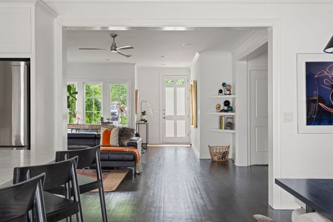1711 Mohle Dr, House other with 5 bedrooms, 5 bathrooms and 3 parking in Austin TX | Image 5