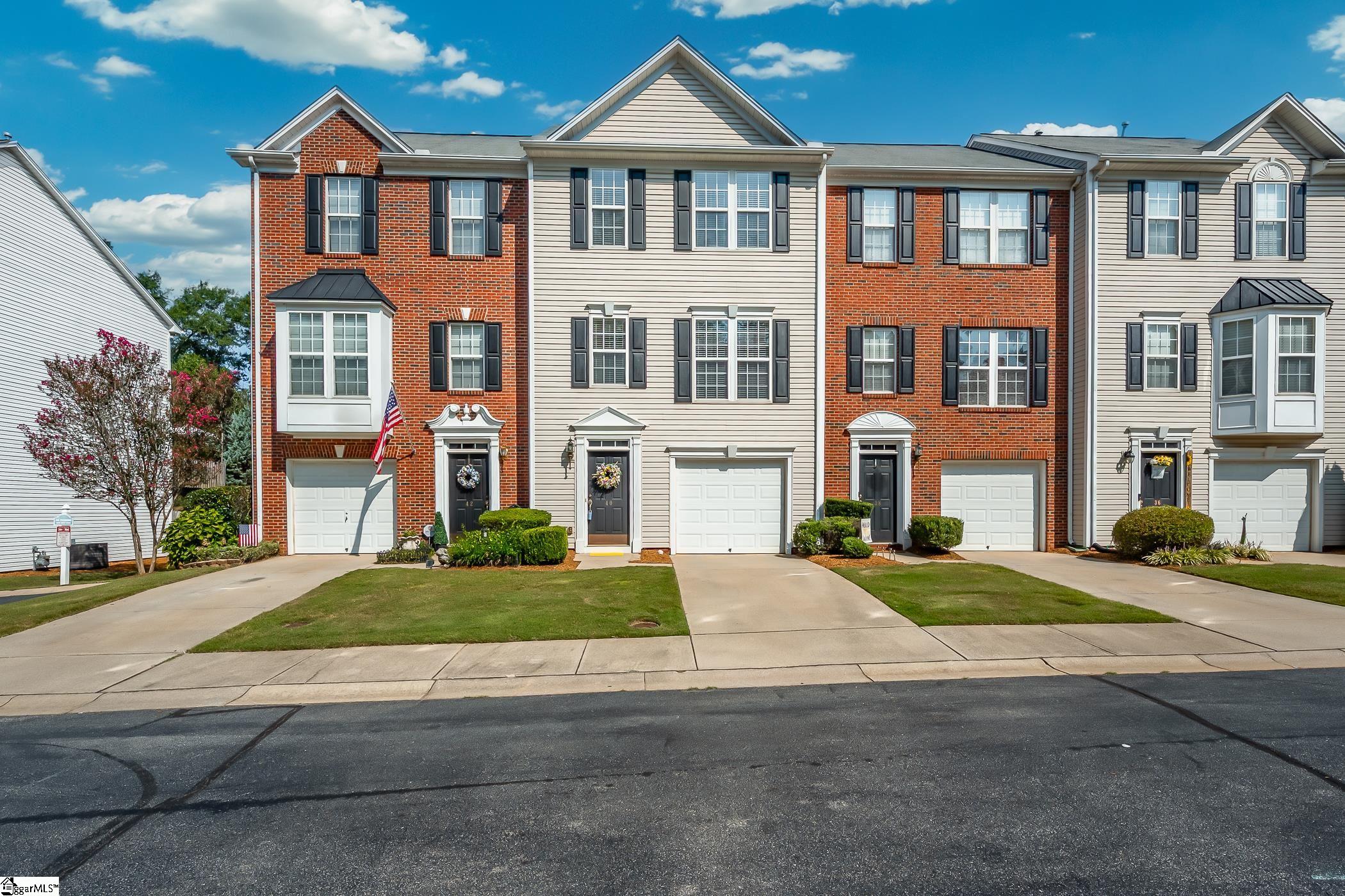 Heritage Oak Way, Simpsonville, SC 29681