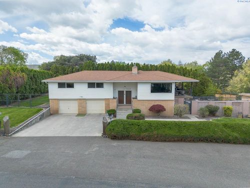 3628 S Date Street, Kennewick, WA, 99337 | Card Image