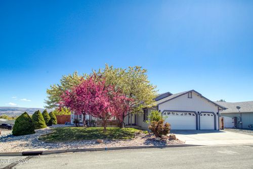 1400 Bufflehead Dr, Sparks, NV, 89441-7852 | Card Image