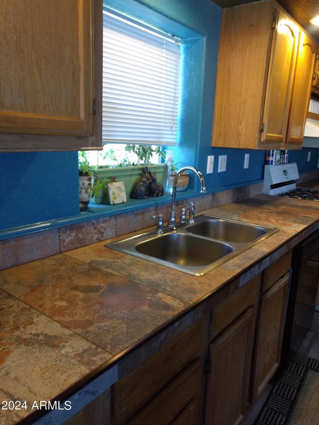 2148 W Hanna Road, For Sale in Eloy Zoocasa