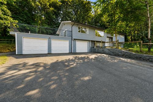 43810 Vedder Mountain Rd, Chilliwack, BC, V2R4C5 | Card Image