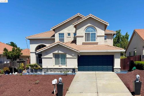 2105 Bedrock Way, Antioch, CA, 94509-6261 | Card Image