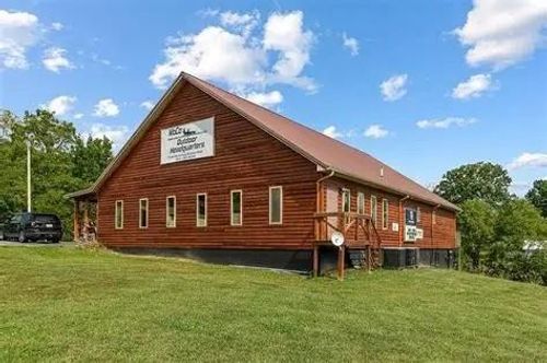 29 Fitness Ln, Peterstown, WV, 24963-9625 | Card Image