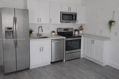 b-6875 Nw 4th Ave, Miami, FL, 33150-3930 | Card Image
