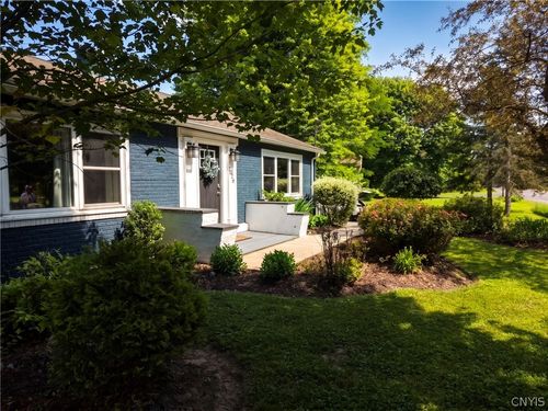 3028 E Lake Rd, Skaneateles, NY, 13152-9009 | Card Image