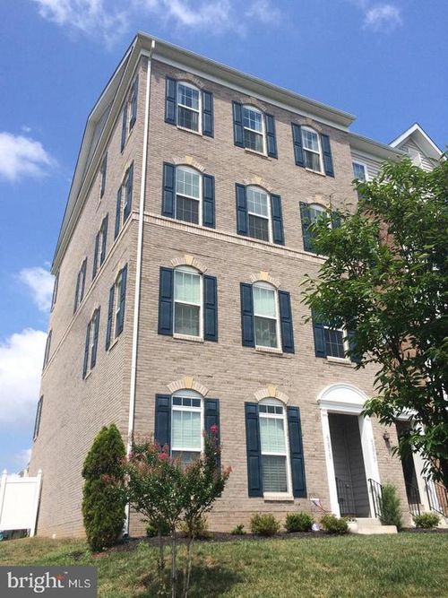 43913 Centergate Dr, ASHBURN, VA, 20148-2416 | Card Image