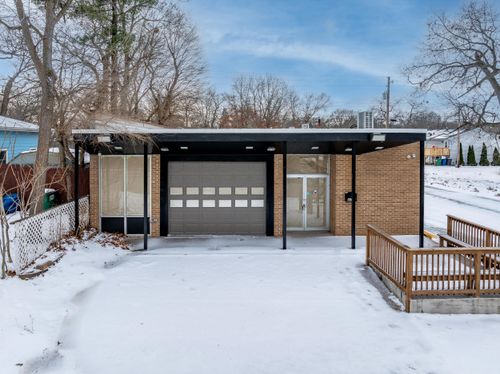 4725 Central Ave, Lake Station, IN, 46405 | Card Image