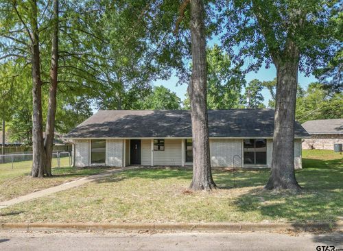 206 Pinewood Dr, Whitehouse, TX, 75791-3526 | Card Image