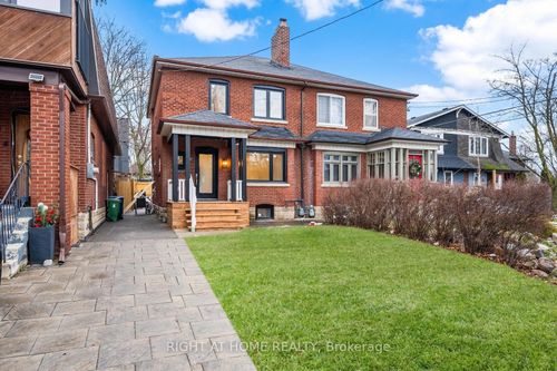147 Forman Ave, Toronto, ON, M4S2R9 | Card Image