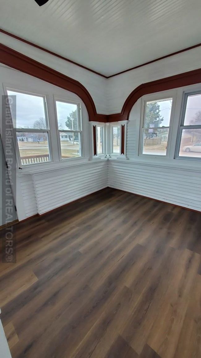 Finished enclosed back porch | Image 27