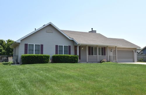 5805 Leawood Ln, Caledonia, WI, 53402-5541 | Card Image