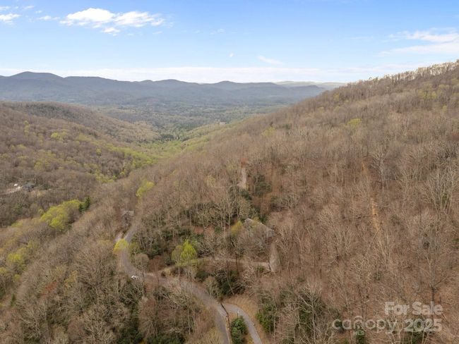 63 Chestnut Forest Rd, House other with 3 bedrooms, 3 bathrooms and null parking in Fairview NC | Image 46