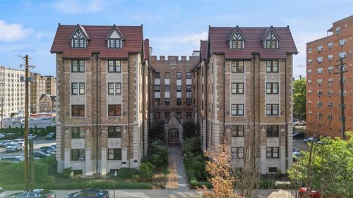 apt-1e-166 N Dithridge St, Oakland, PA, 15213-2622 | Card Image