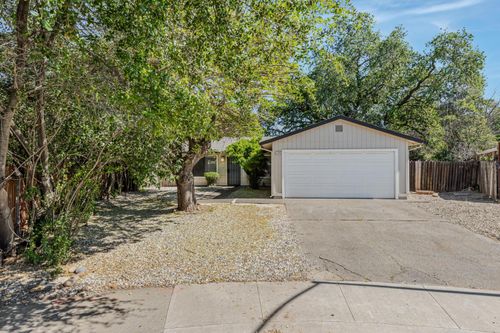 11092 Gingerwood Way, Rancho Cordova, CA, 95670-5255 | Card Image